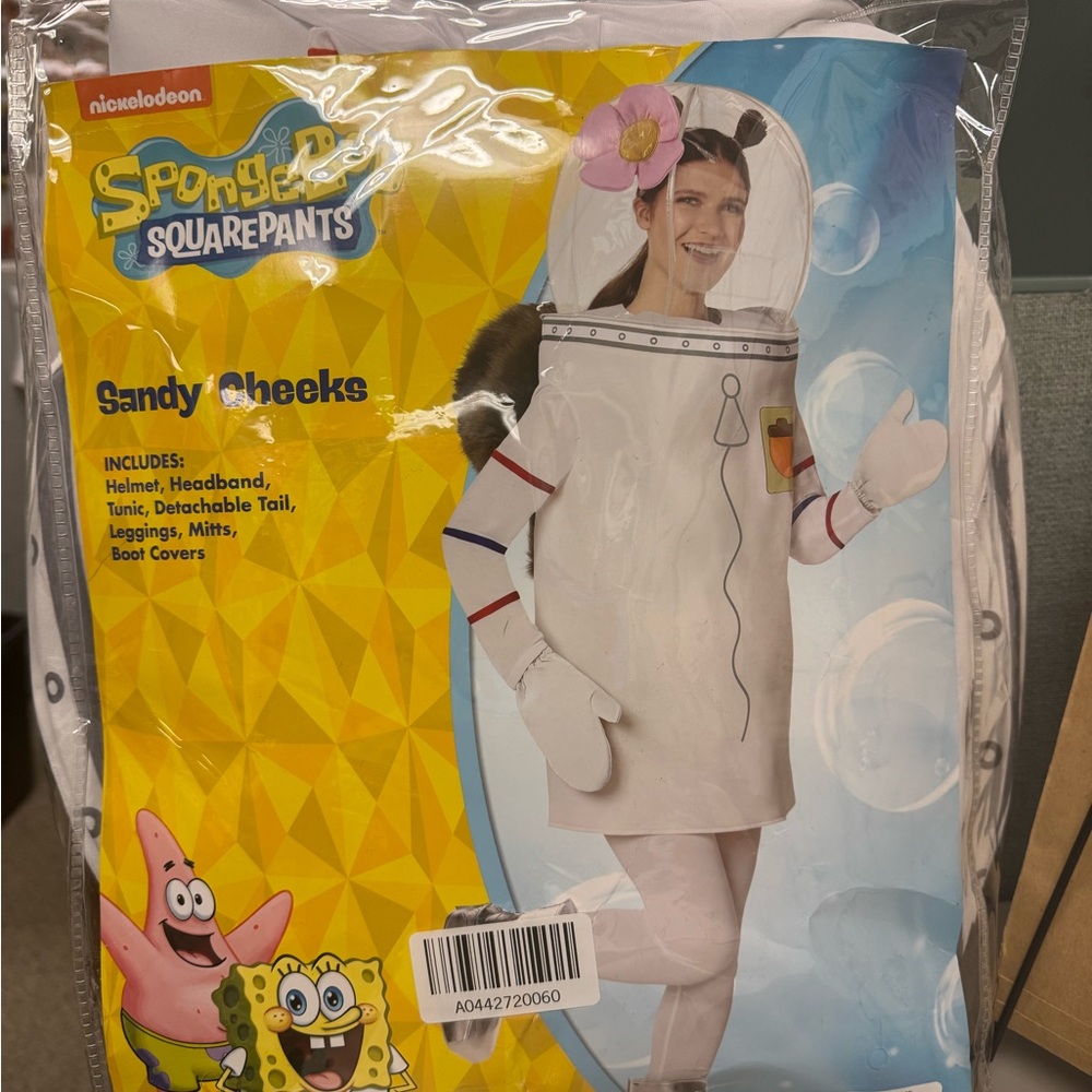 Nickelodeon SpongeBob Sandy Cheeks Costume - White and Pink. Adult XL